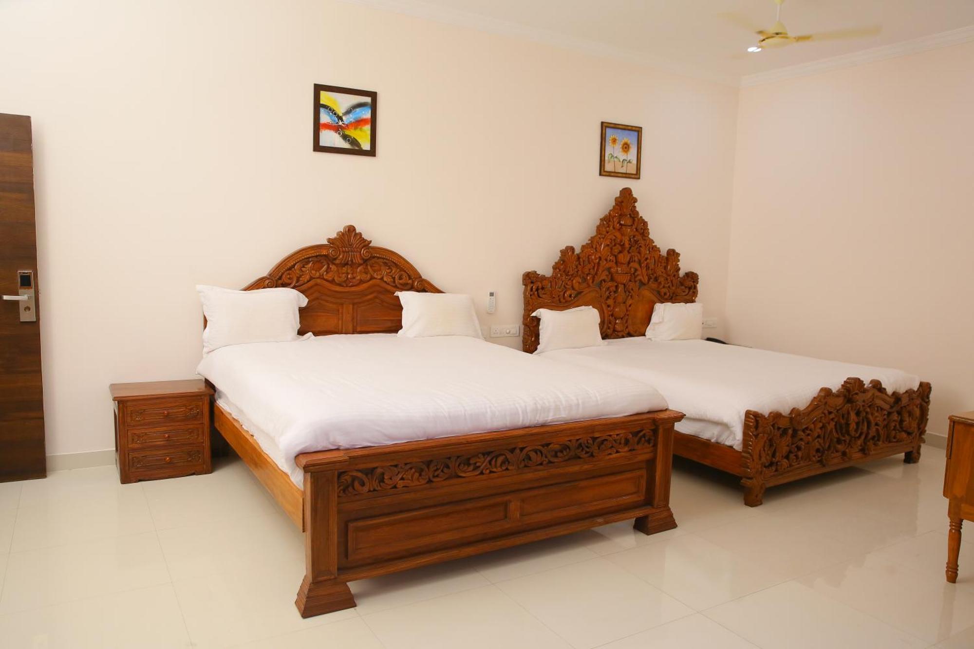 Saba Executive Rooms And Apartments Χιντεραμπάντ Εξωτερικό φωτογραφία